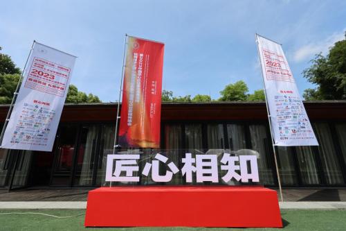 匠心典范--流水不爭(zhēng)先，爭(zhēng)的是滔滔不絕